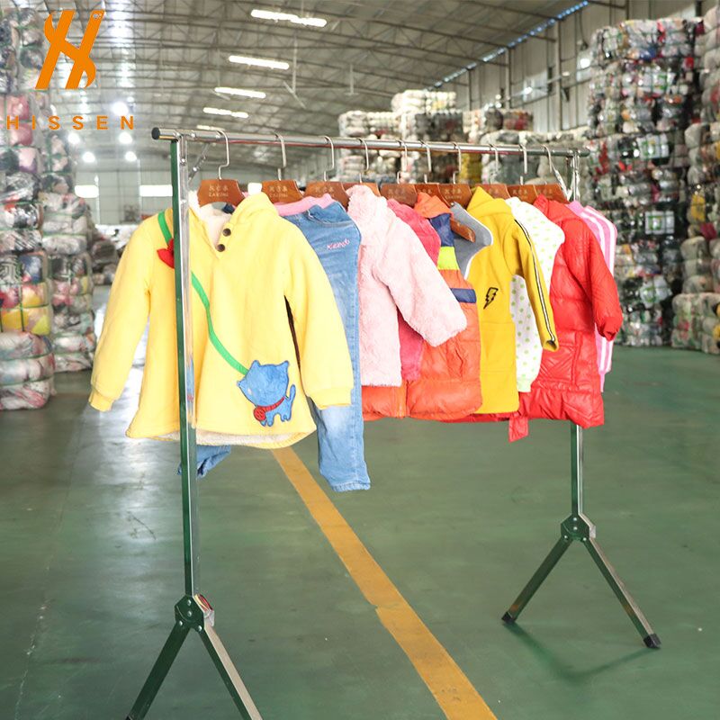 Ropa usada por fardos de roupa de Eeuu Mayor Hoodies - China Vestuário de  segunda mão e vestuário usado preço